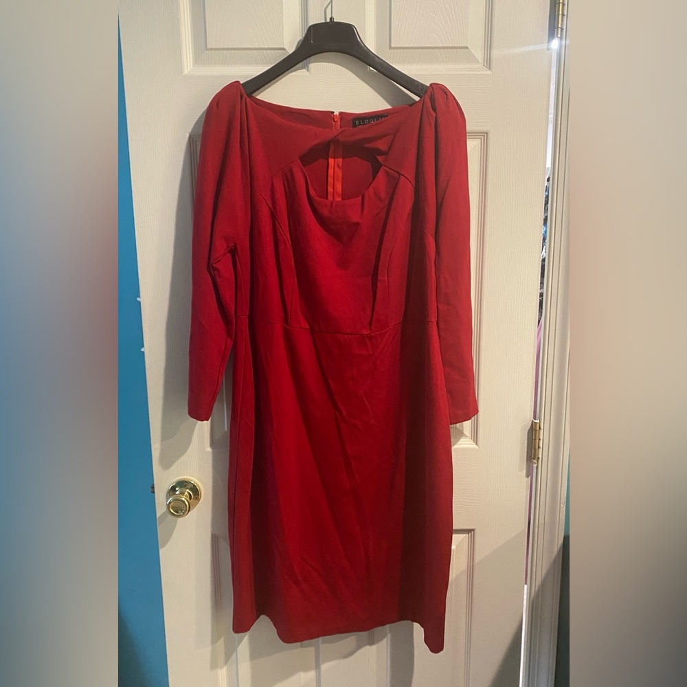 Eloquii fitted red New Red dress with keyhole knotted chest size 18